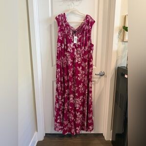 Torrid Floral Maxi Dress - Pink/Magenta and White Size 3 - NWT